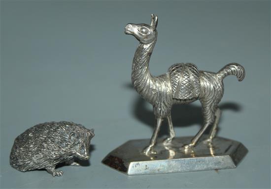 Silver? hedgehog and Llama